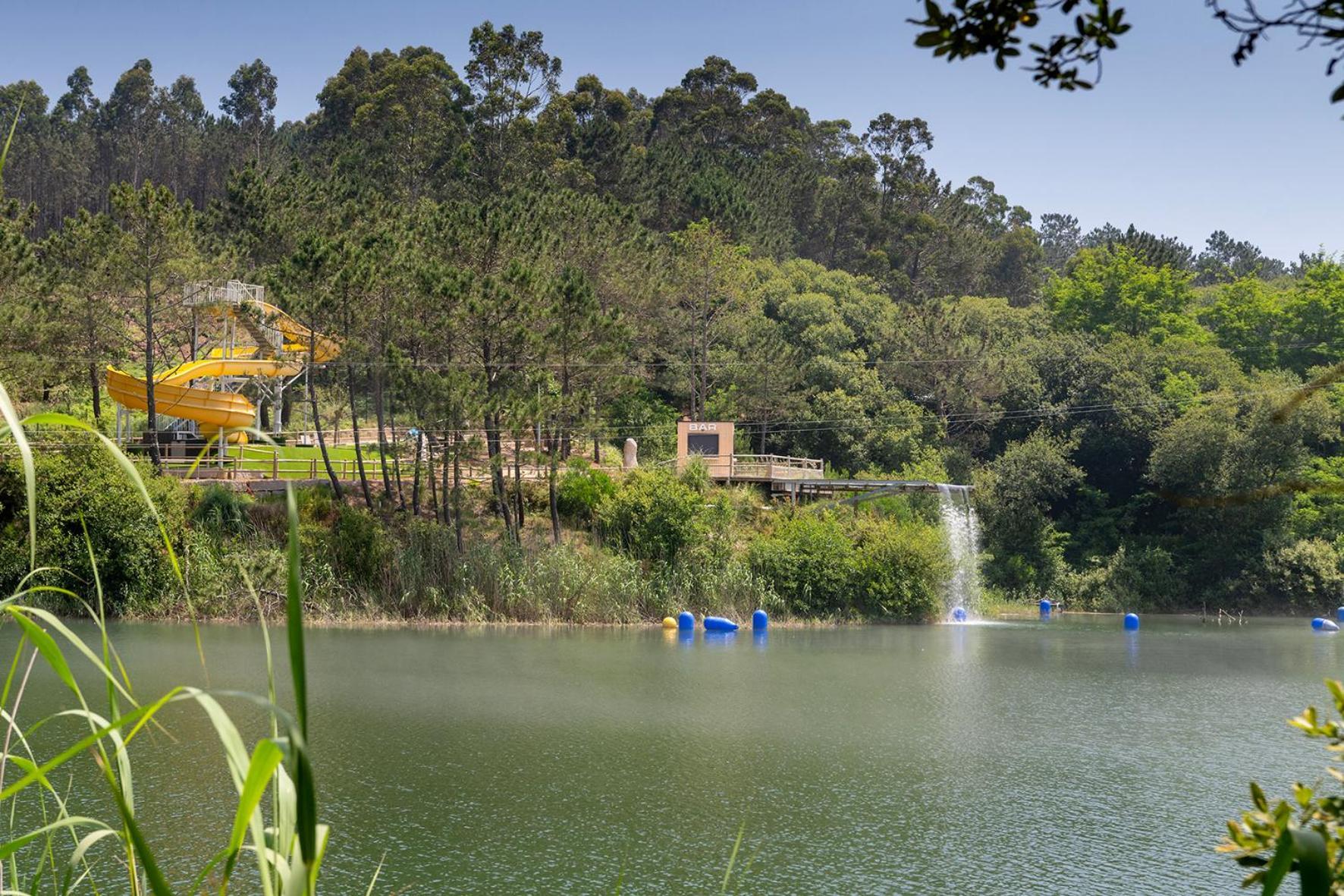 Major Beach And Lake Pontevedra Exterior photo