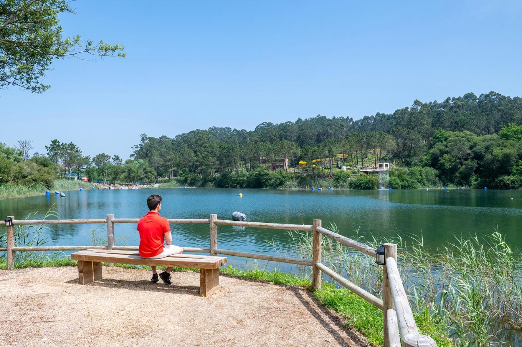 Major Beach And Lake Pontevedra Exterior photo