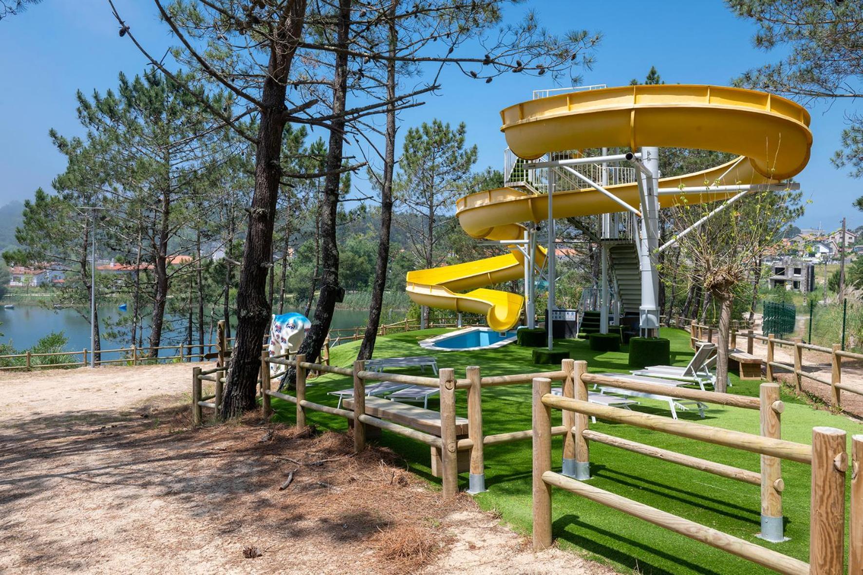 Major Beach And Lake Pontevedra Exterior photo